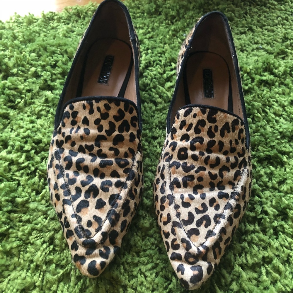 Topshop Pointed Toe Calf-hair Leopard Flats❤️